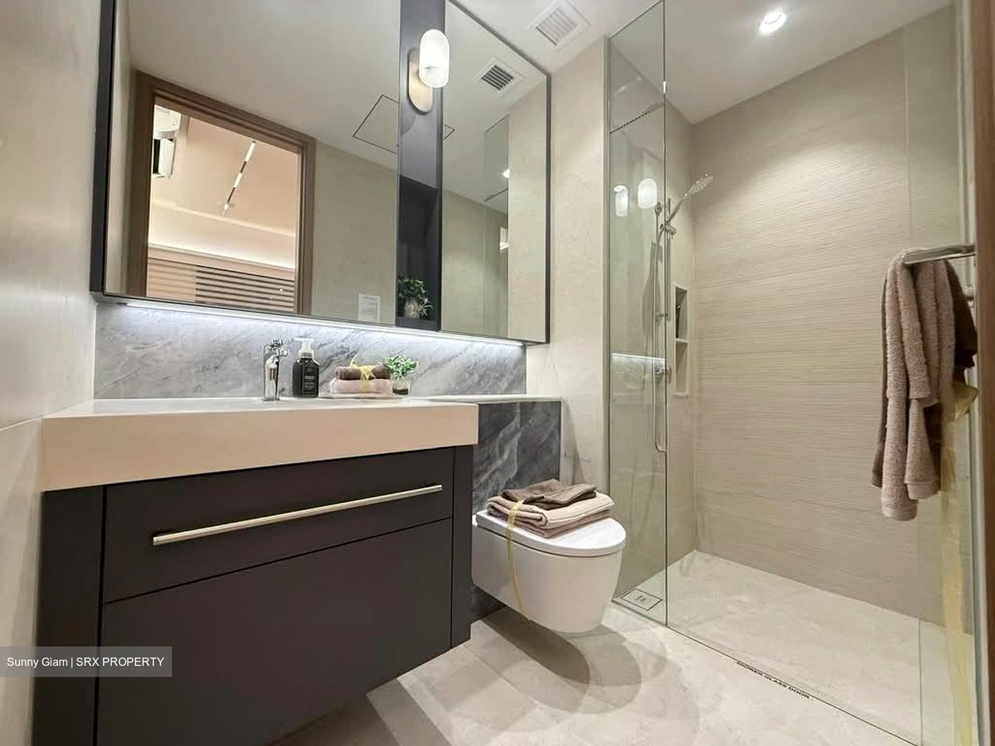 Bayshore Walk (D16), Condominium #565539221